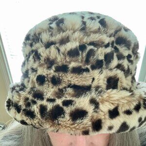 Parkhurst Canada Faux Fur Leopard Print Hat - One Size